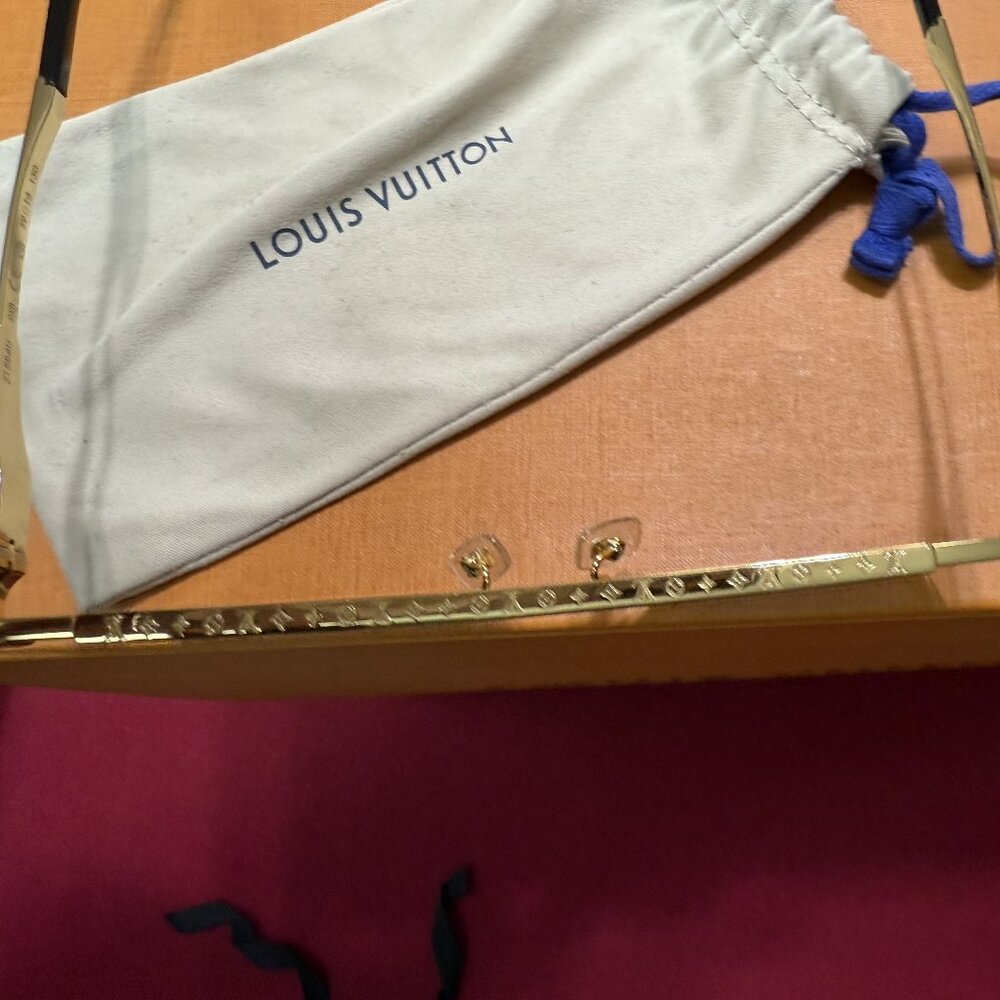 Louis Vuitton Sunglasses - Men - Picture 10 of 12